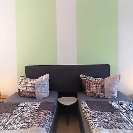 Apartment Fuer Bis Zu 7 Personen Mit Balkon Halberstadt Eksteriør bilde