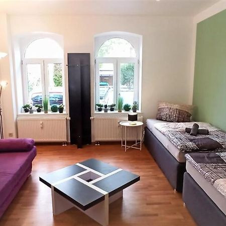 Apartment Fuer Bis Zu 7 Personen Mit Balkon Halberstadt Eksteriør bilde
