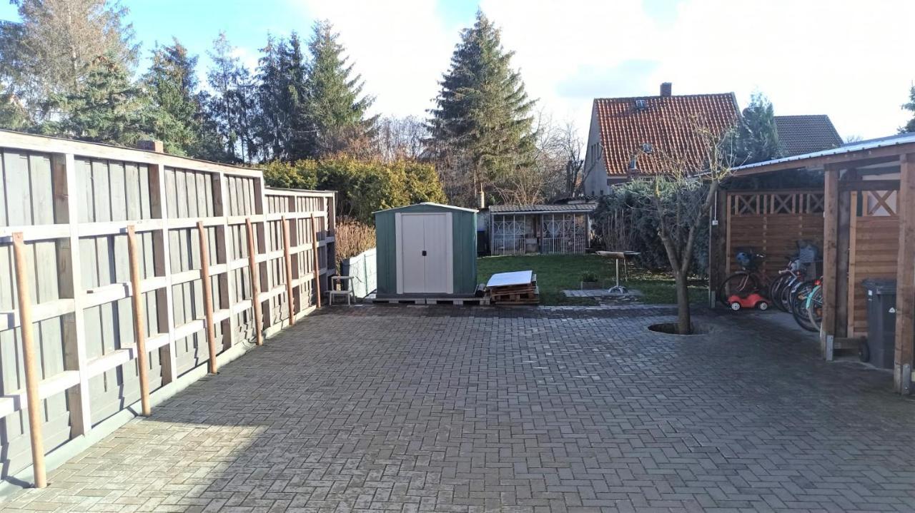 Apartment Fuer Bis Zu 7 Personen Mit Balkon Halberstadt Eksteriør bilde