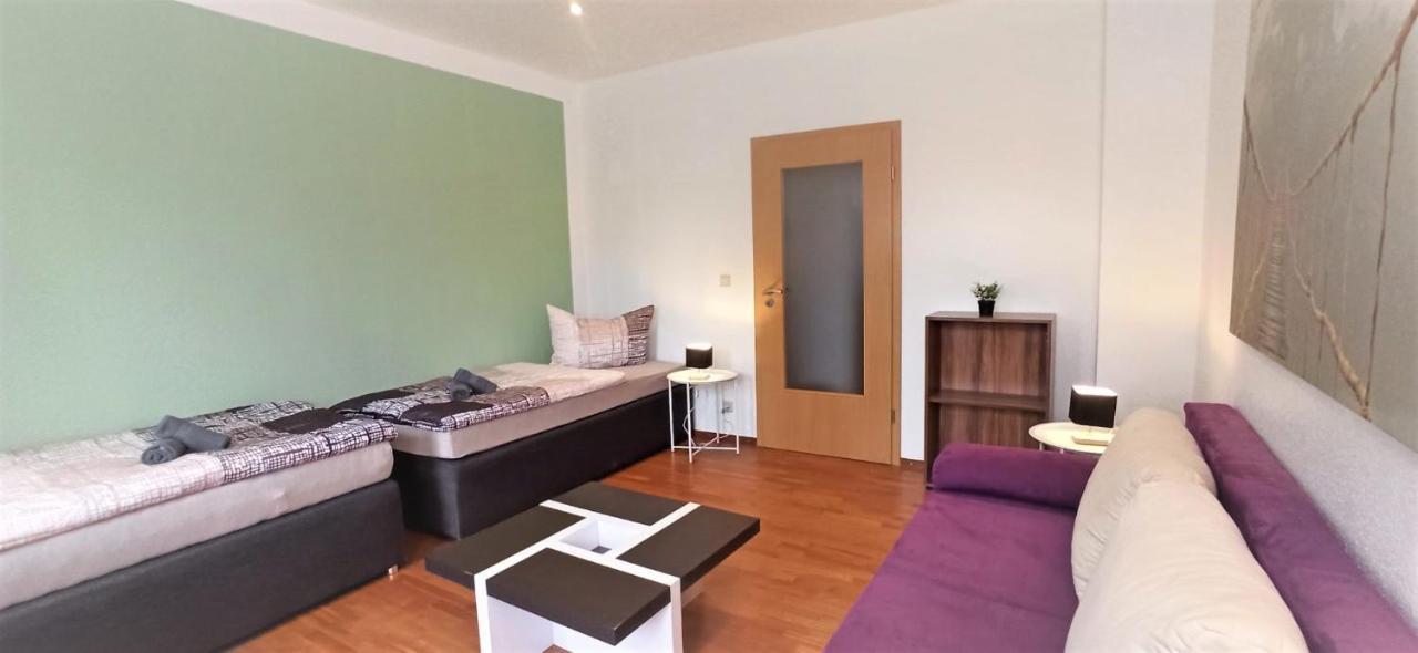 Apartment Fuer Bis Zu 7 Personen Mit Balkon Halberstadt Eksteriør bilde
